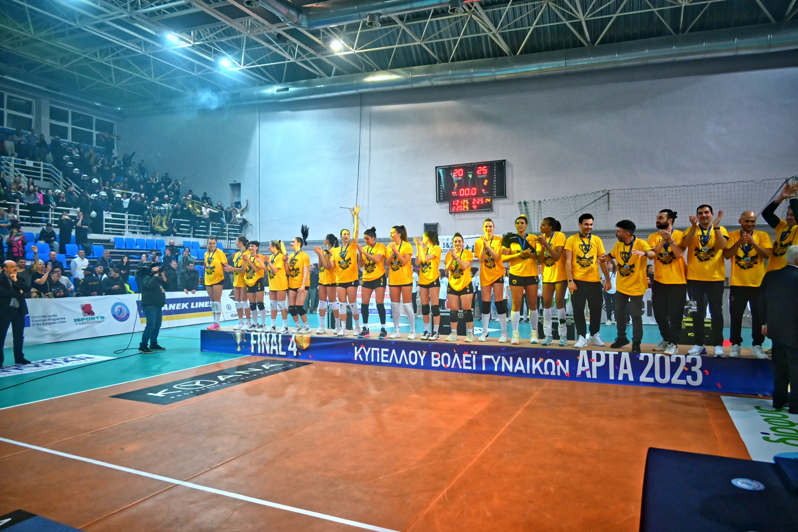 Tatiana Kulikova Aek Greek Cup Ceremony 15