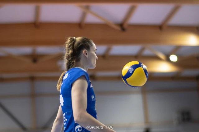 Tatiana Kulikova - France - TFOC - Middle-Blocker - season 2024-2025