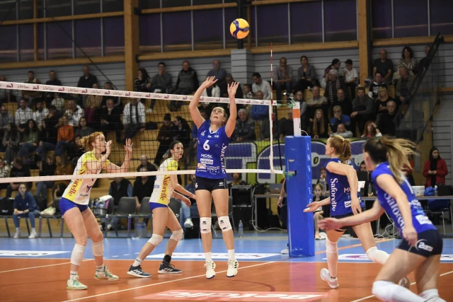 Tatiana Kulikova - France - TFOC - Middle-Blocker - season 2024-2025