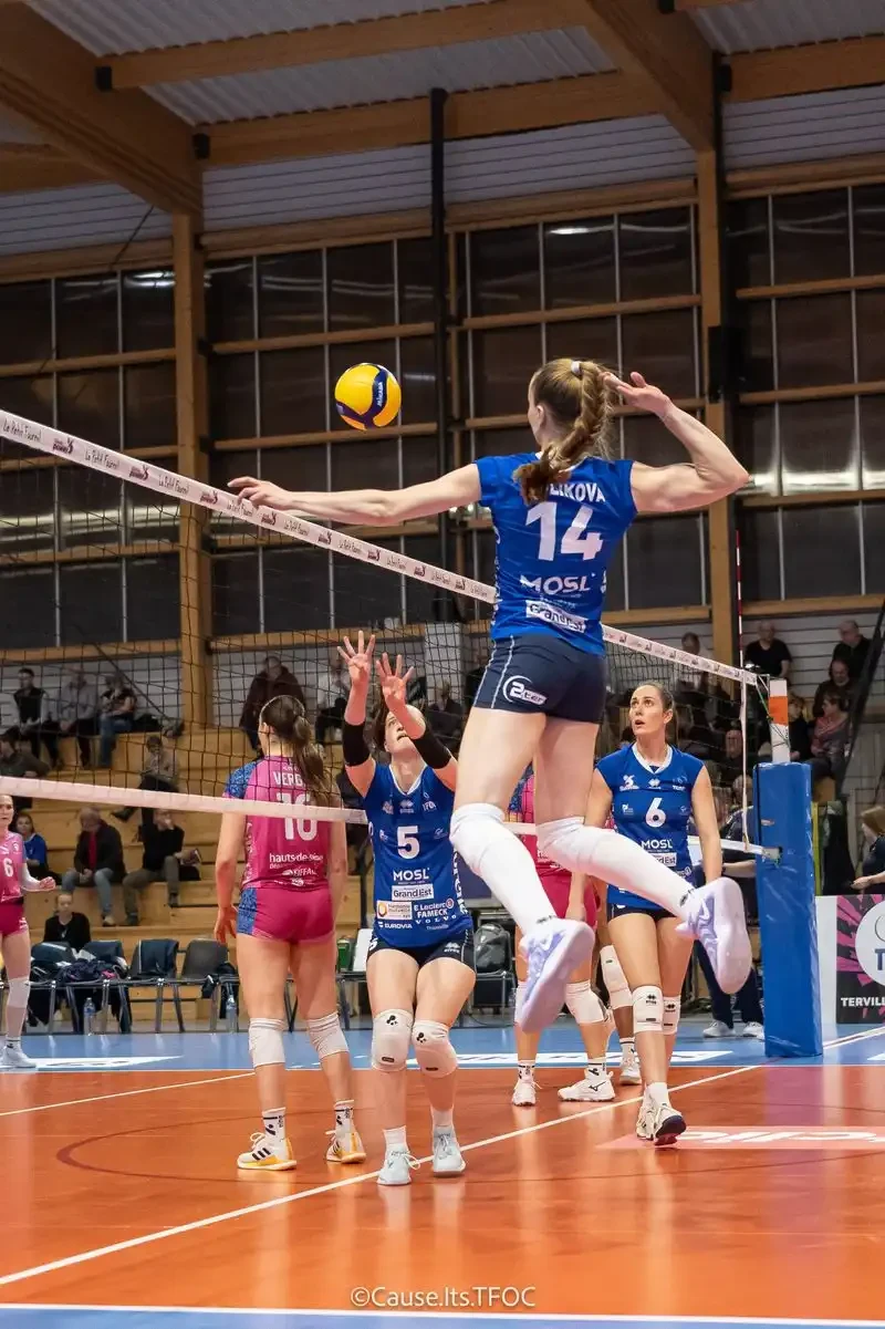 Tatiana Kulikova - France - TFOC - Middle-Blocker - season 2024-2025