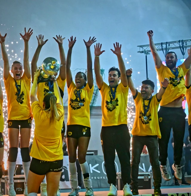 Tatiana Kulikova Aek Greek Cup Ceremony 1