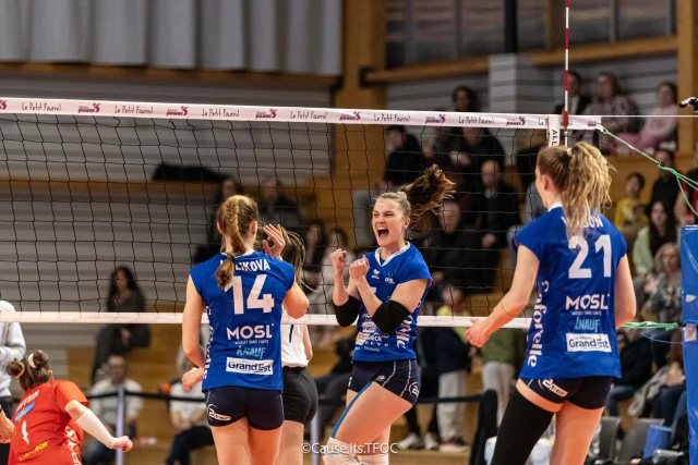 Tatiana Kulikova - France - TFOC - Middle-Blocker - season 2024-2025