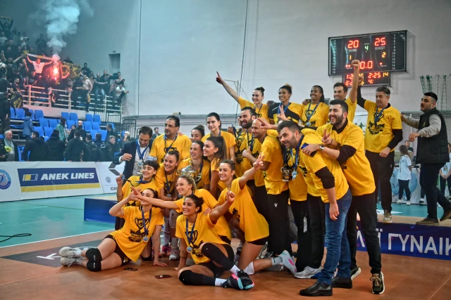 Tatiana Kulikova Aek Greek Cup Ceremony 6